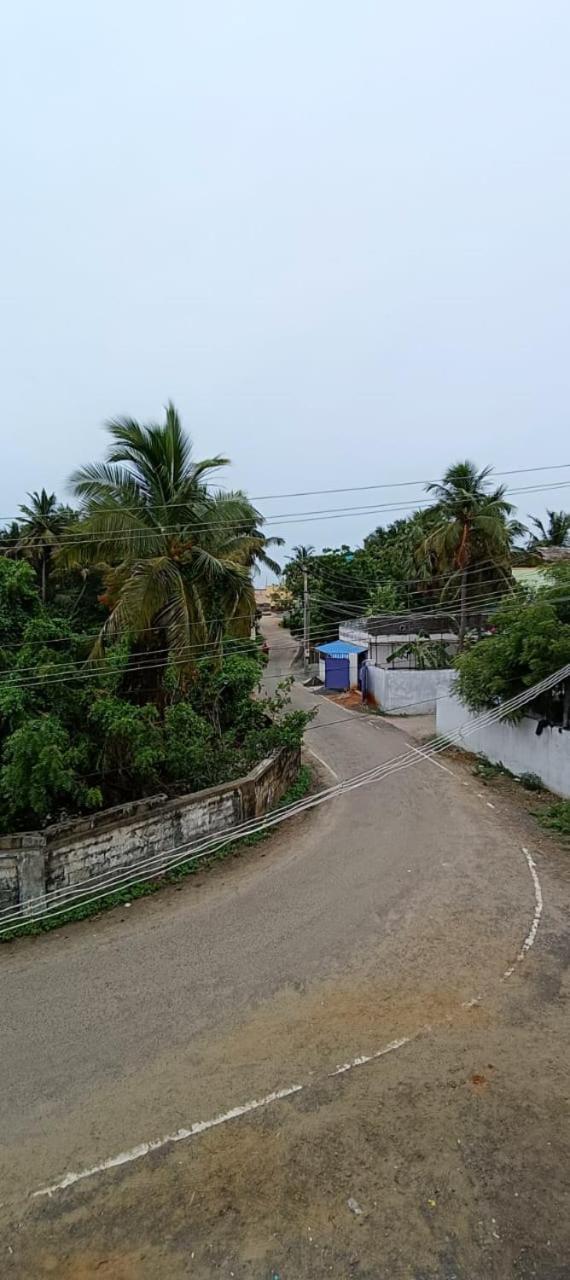 Sea View Beach House Pondicherry Eksteriør bilde