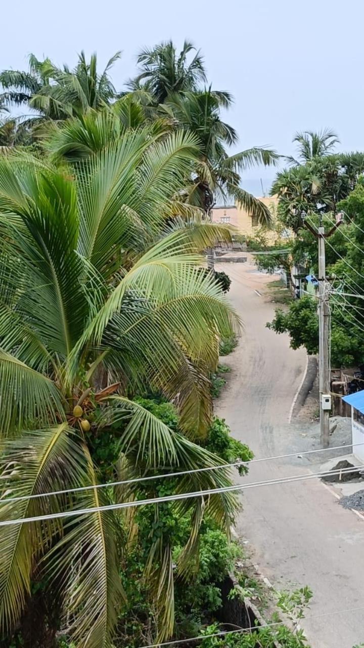 Sea View Beach House Pondicherry Eksteriør bilde