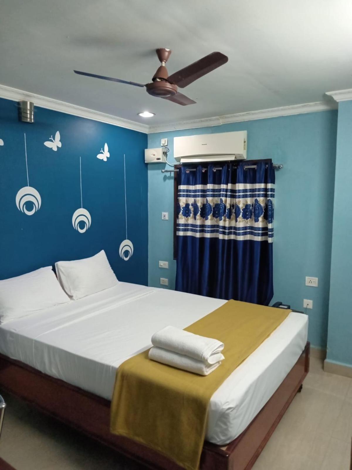 Sea View Beach House Pondicherry Eksteriør bilde